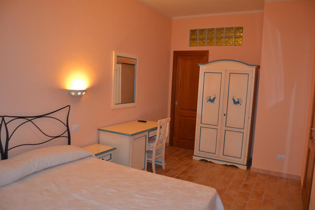 B&B La Pavoncella San Teodoro  Phòng bức ảnh
